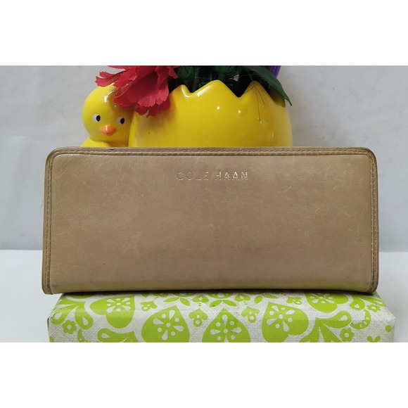 Cole Haan Tan Leather Credit Card Bifold Long Wallet - Picture 2 of 13